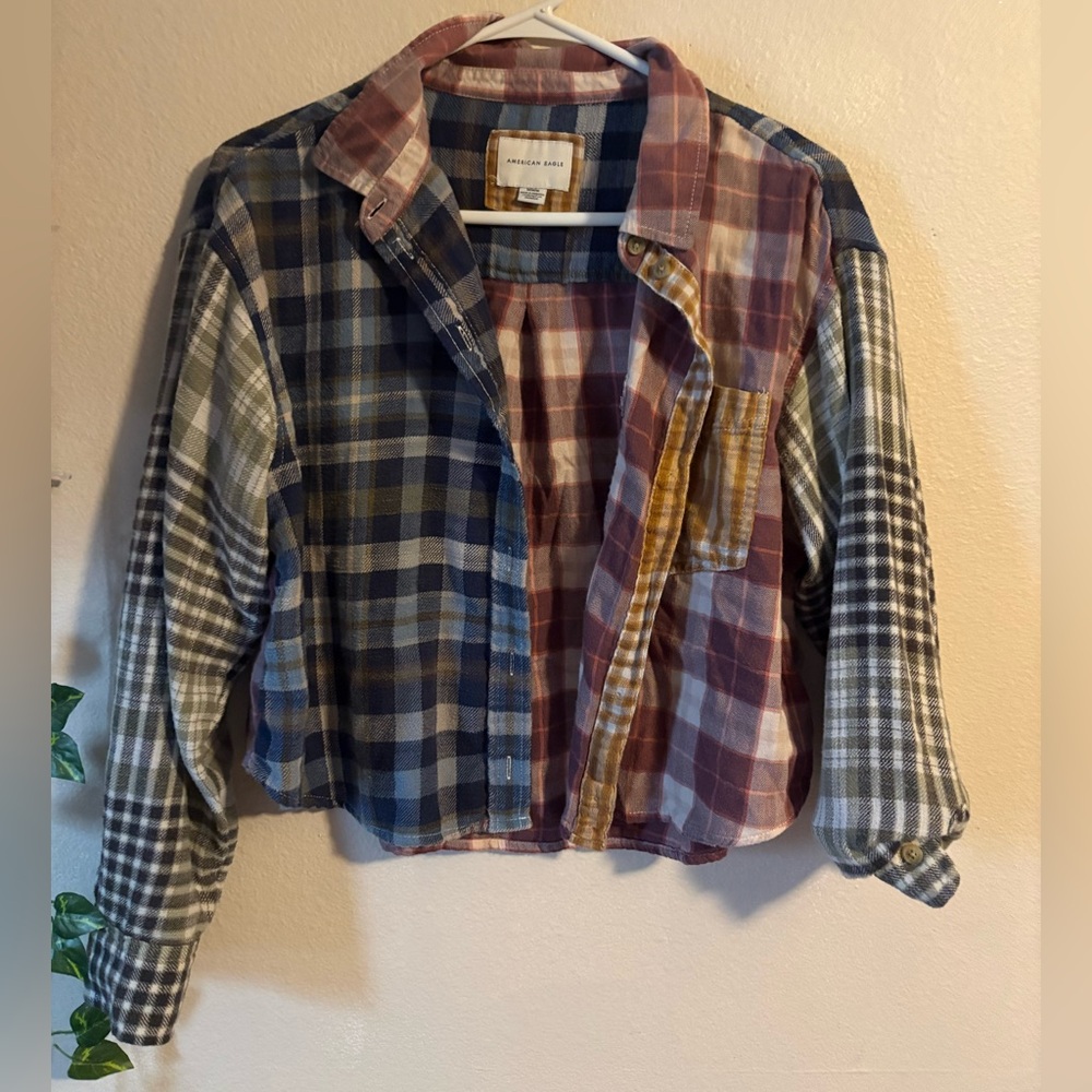 American Eagle Outfitters Blue and Brown Plaid Shirt